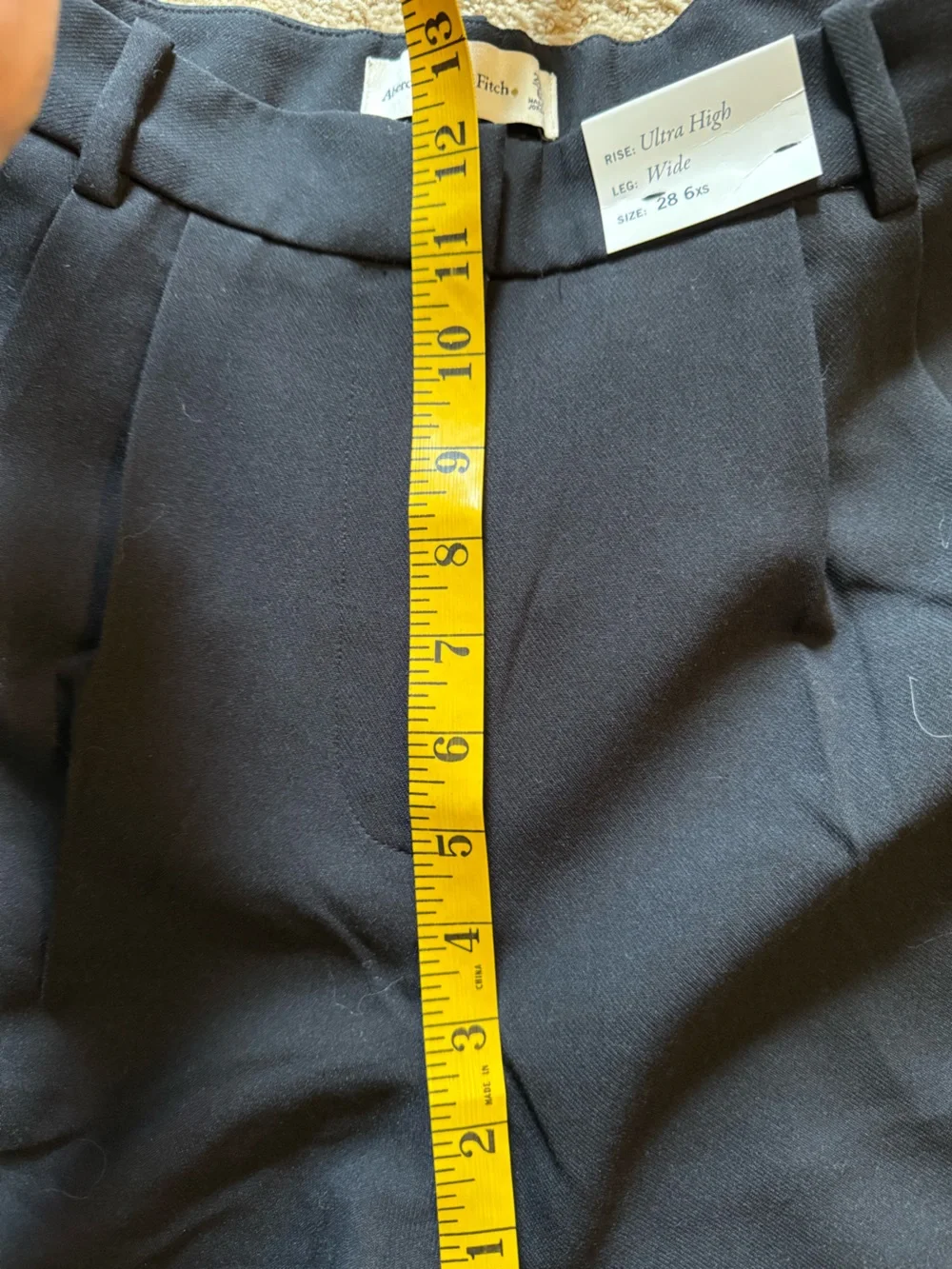 Abercrombie & Fitch Black Wide-Leg Pleated Trousers